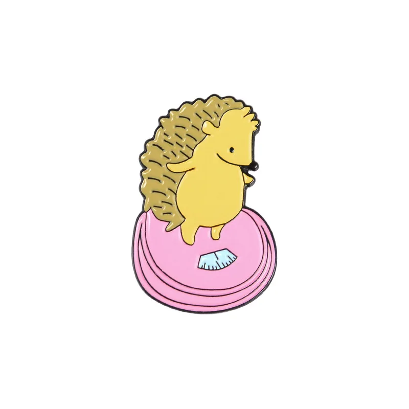 Брошь на лацкан с изображением ежика танца весы книги для чтения винтажная