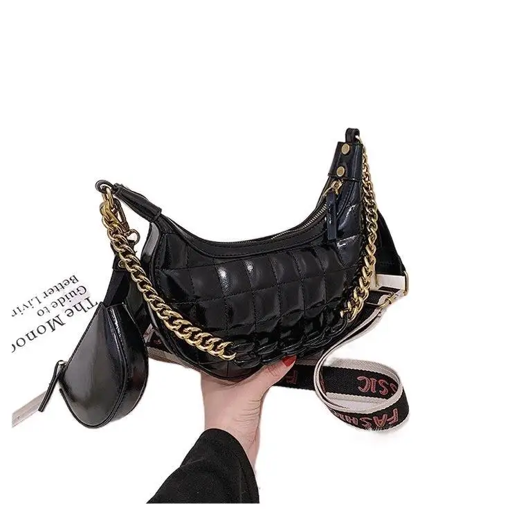 

Tide diamond chain portable armpit bag 2021 new slung dumpling women's bag shoulder bag