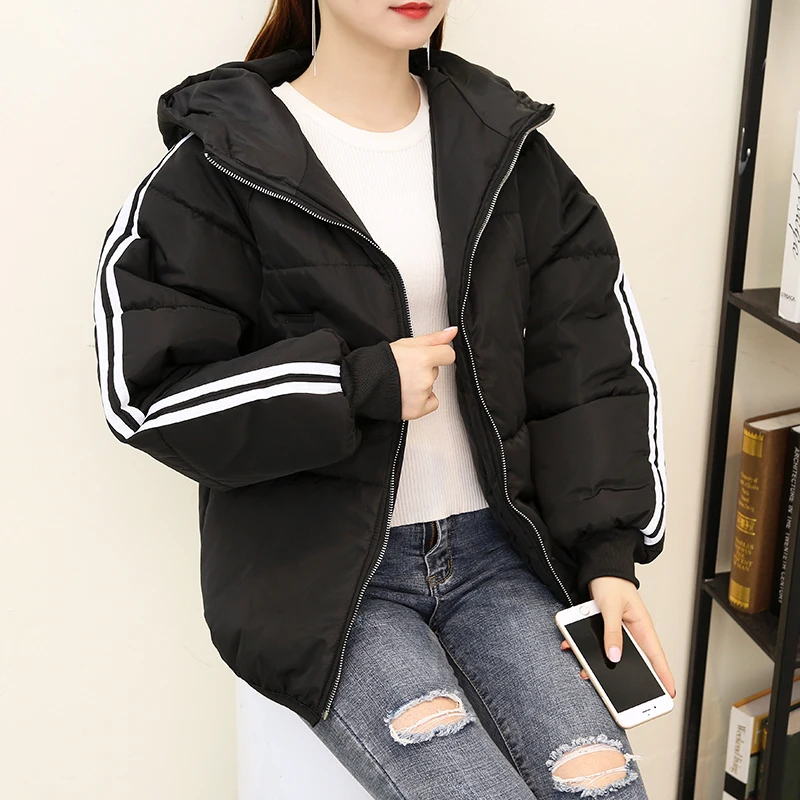 Короткая спортивная зимняя куртка Женская парка пальто пуховик больше размера