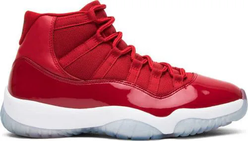 

New Gamma Blue 11s 11 Men Basketball ShoesCOOL GREY Women 25th Anniversary WhiteBred Concord BlueTrainers Cap and Gown