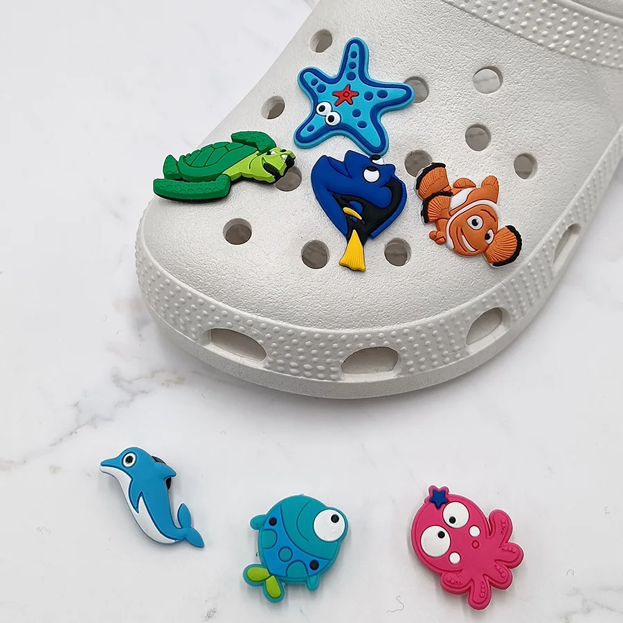 New Design 1Pcs Cute Fishes PVC Shoe Charms Accessories Clownfish Dolphin Starfish Shoe Buckle Decoration Fit Croc JIBZ Kid Gift