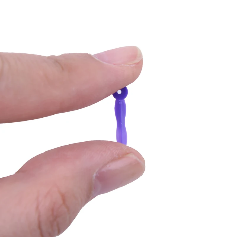 

100pcs Disposable Dental Wedge With Hole Diastema Tooth Wedge Medical Plastic Arc Concave Design Dentist Tool 4 Colors