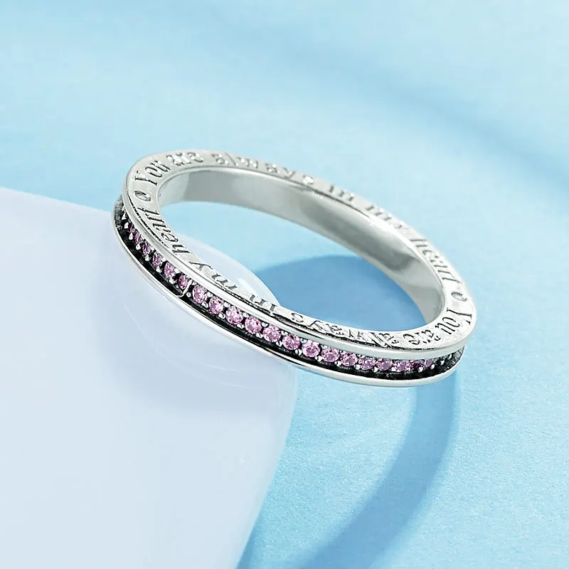 Женское кольцо с буквами розовое из стерлингового серебра 925 пробы камнями