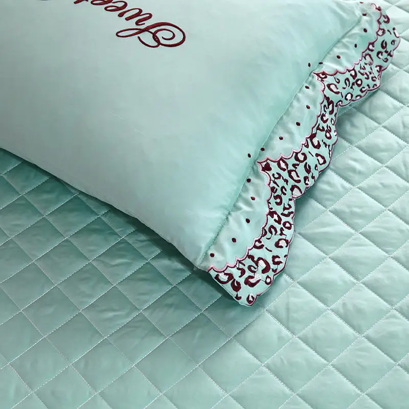 Зеленое кружевное утолщенное стеганое постельное белье с вышивкой покрывало для