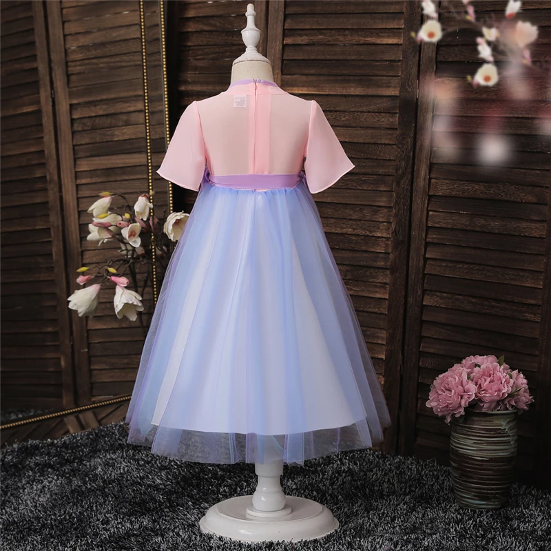 Шифоновое платье с аппликацией и вышивкой в античном стиле |