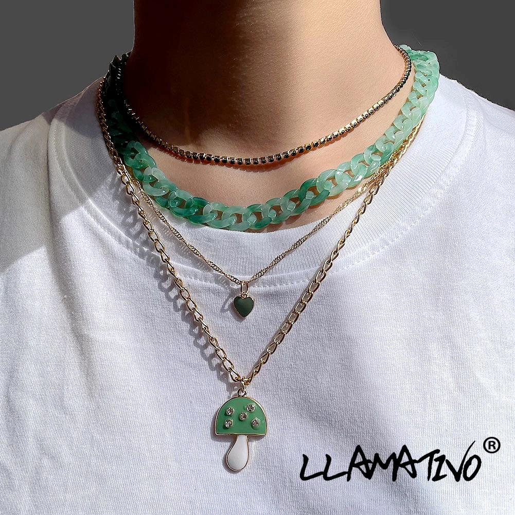 

Ins Green Acrylic Thick Chain Crystal Mushroom Necklace For Women Bohemian Heart Metal Twisted Chain Necklaces New Jewelry Gift