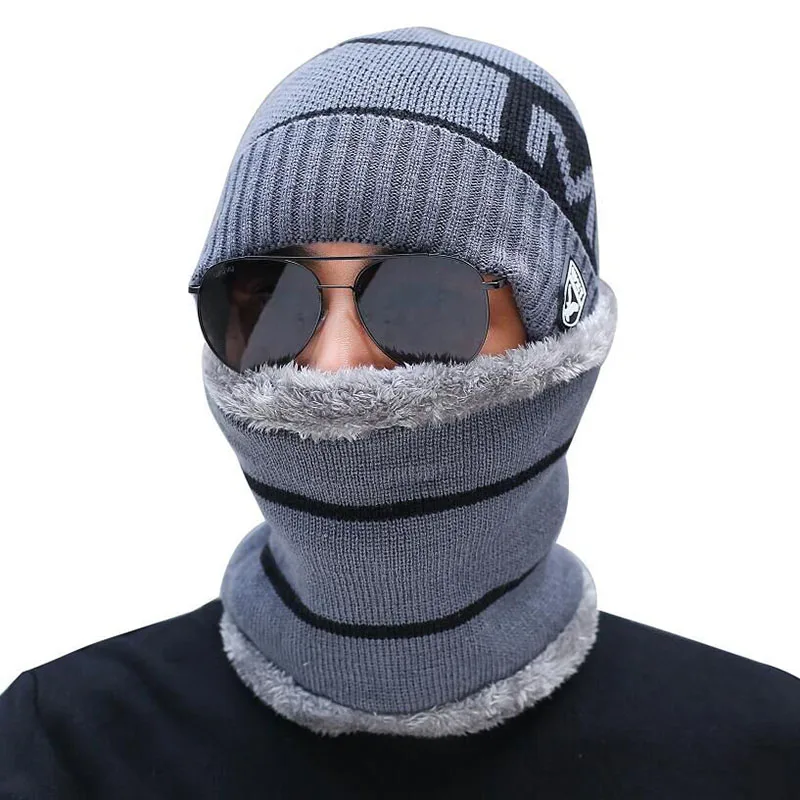 Для мужчин зимняя шапка и шарф вязаный комплект с надписями подкладом из шерсти