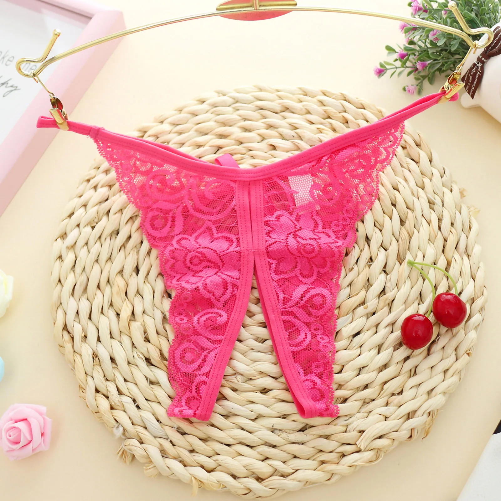 

Sexy Underwear Briefs Sexy Lingerie Thongs Women's Panties G-string Hollow Temptation Lace Open T-back Low Waist Sexy Underpants