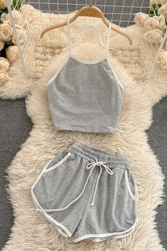 

European and American hot girl style sports suit 2021 new female short top sexy backless high waist shorts two-piece suit