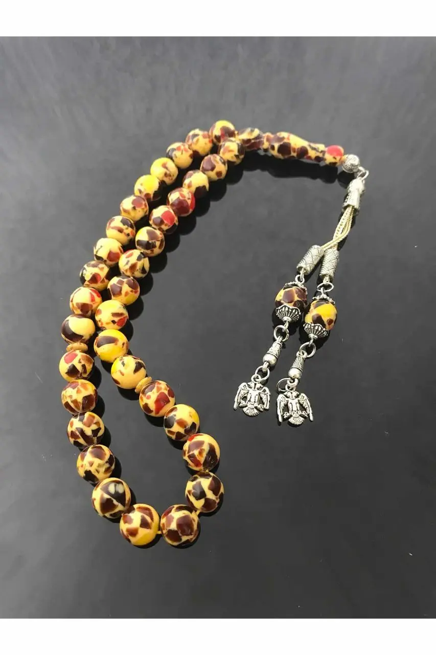 Серые янтарные четки с круглыми цветными резьбовыми металлическими