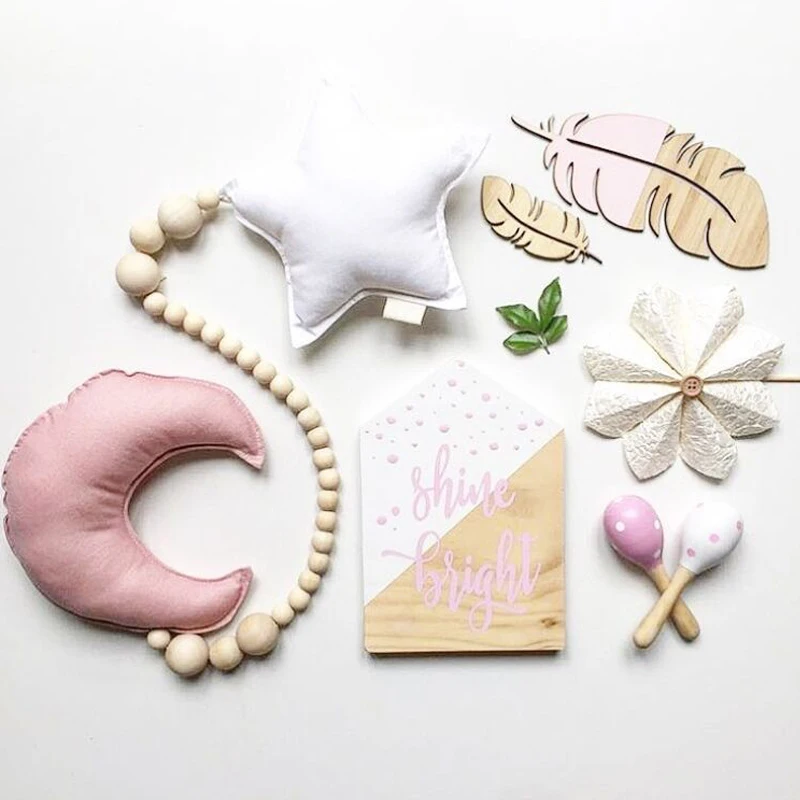 Детская подушка-погремушка QWZ декоративная подушка в скандинавском стиле с Луной