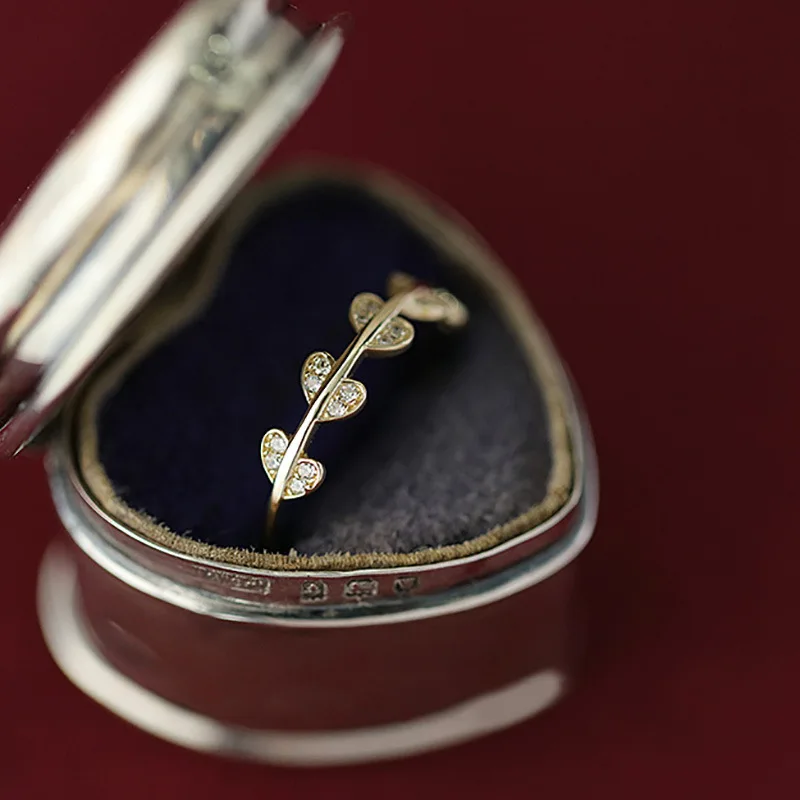 

Women's Fashion Classic Retro Leaf Heart Ring, Anniversary Gift, Work, Sports, Casual Wear Party Jewelry Gift