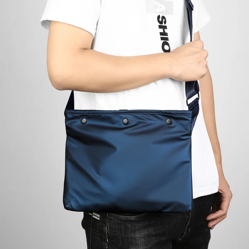 

1PCS Men's Crossbody Bag Fashion Travel Shoulder Bag Men's Oxford Fabric Lightweight Briefcase Messenger Bag Handbag Youth