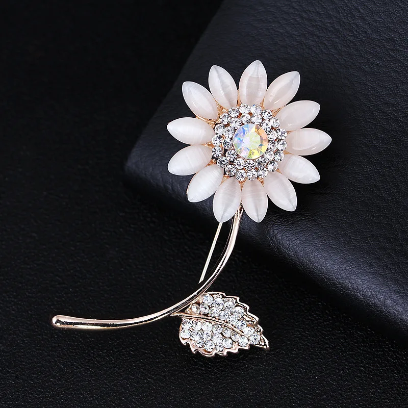 

Rhinestone Sunflower Brooches Zinc Alloy Opal Stone Flower Petal Pin Hot Selling Brooch Pin Size 3*6.7cm