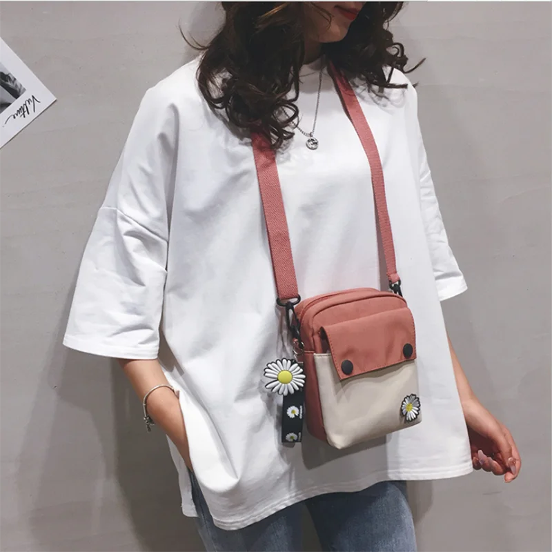 

2020 new fashion women's canvas bag small daisy straddle bag college style foreign style versatile Sen Department women's bag