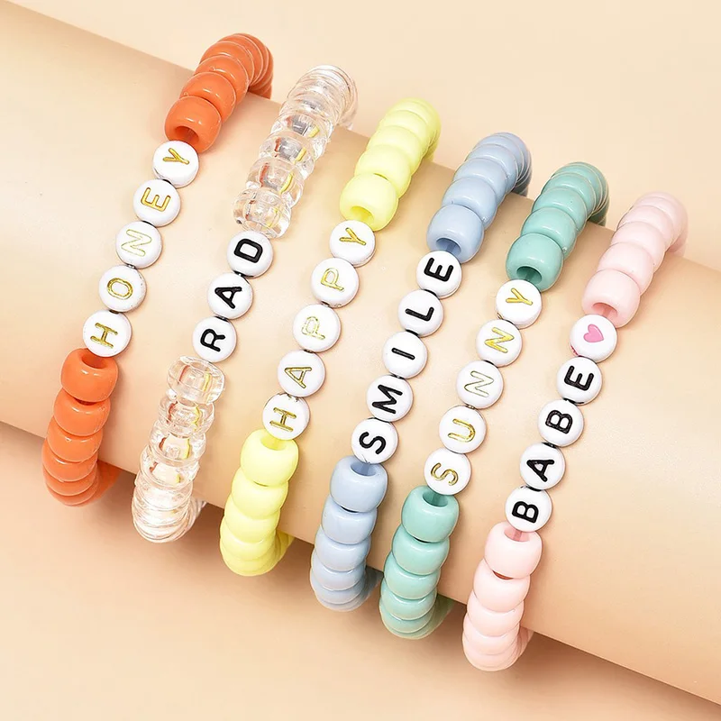 ALYXUY 6 шт./компл. Boho красочные бусы английская буква Babe Happy Smile Honey Rad Sunny Chain Charm Bracelet