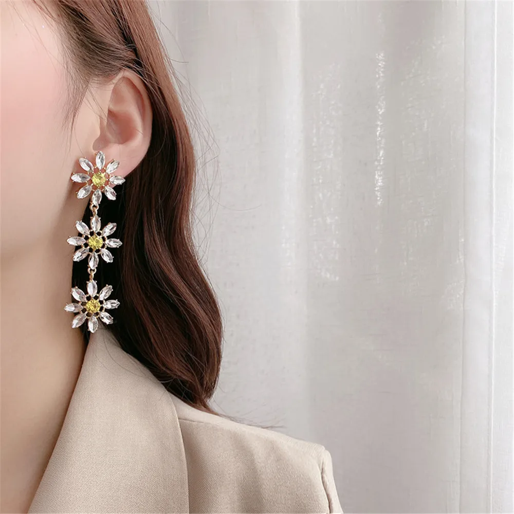 Элегантные висячие серьги в Корейском стиле с желтыми кристаллами и лепестками