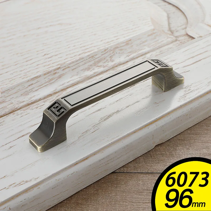 

Classic Style Bronze Handle Cabinet Door European Cabinet Brass Wardrobe Door Drawer American Furniture Door Handles 6072