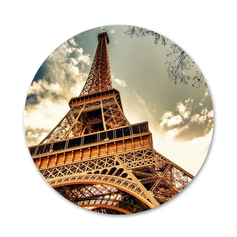 

58mm Paris Eiffel Tower Travelc Icons Pins Badge Decoration Brooches Metal Badges For Backpack Decoration