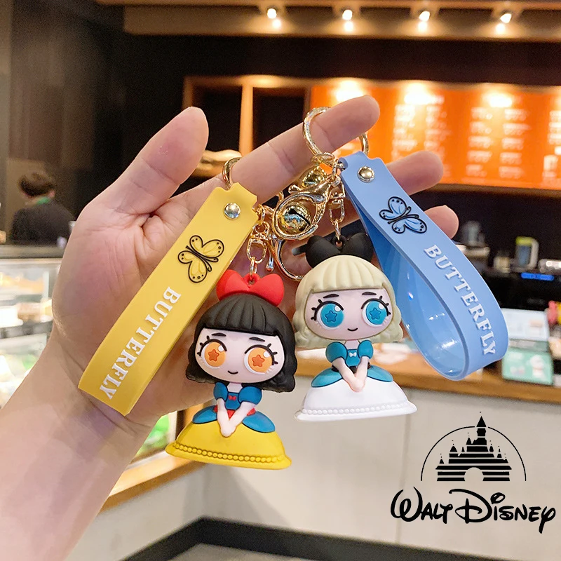 

Disney Snow White Doll Epoxy Princess Keychain Cute Cartoon Girl Car Key Chains A Cinderella Story Bag Pendant Keyrings