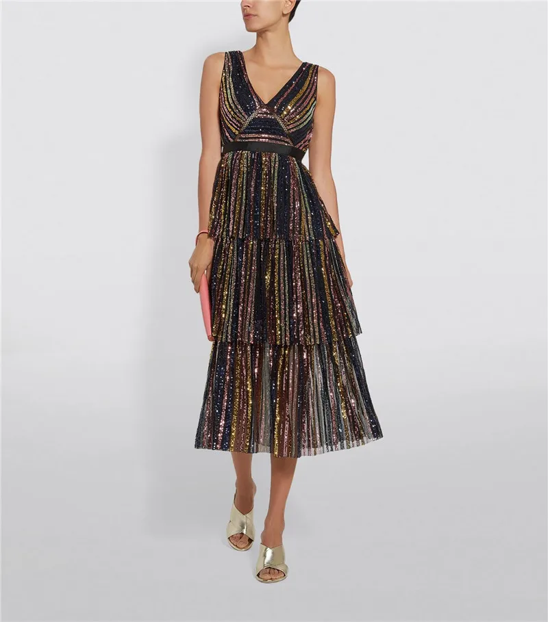 Осень 2019 Новое поступление глубокий v образный вырез смешанные цвета расшитое