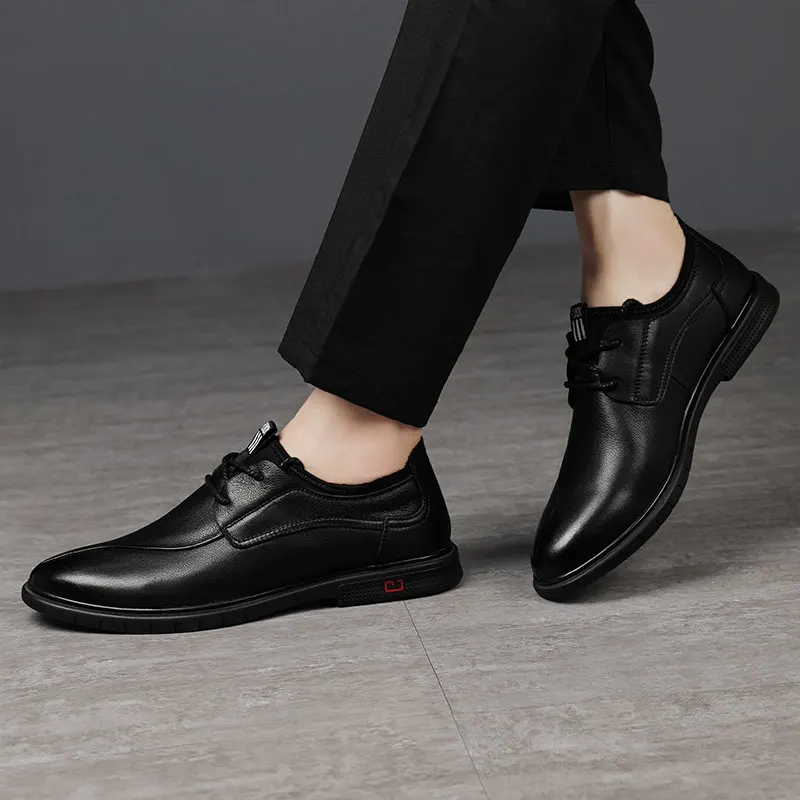 

Shoes Men Sneakers Casual Soft genuine Leather Men Shoes lace up outdoor Brand Fashion Male black Shoes men