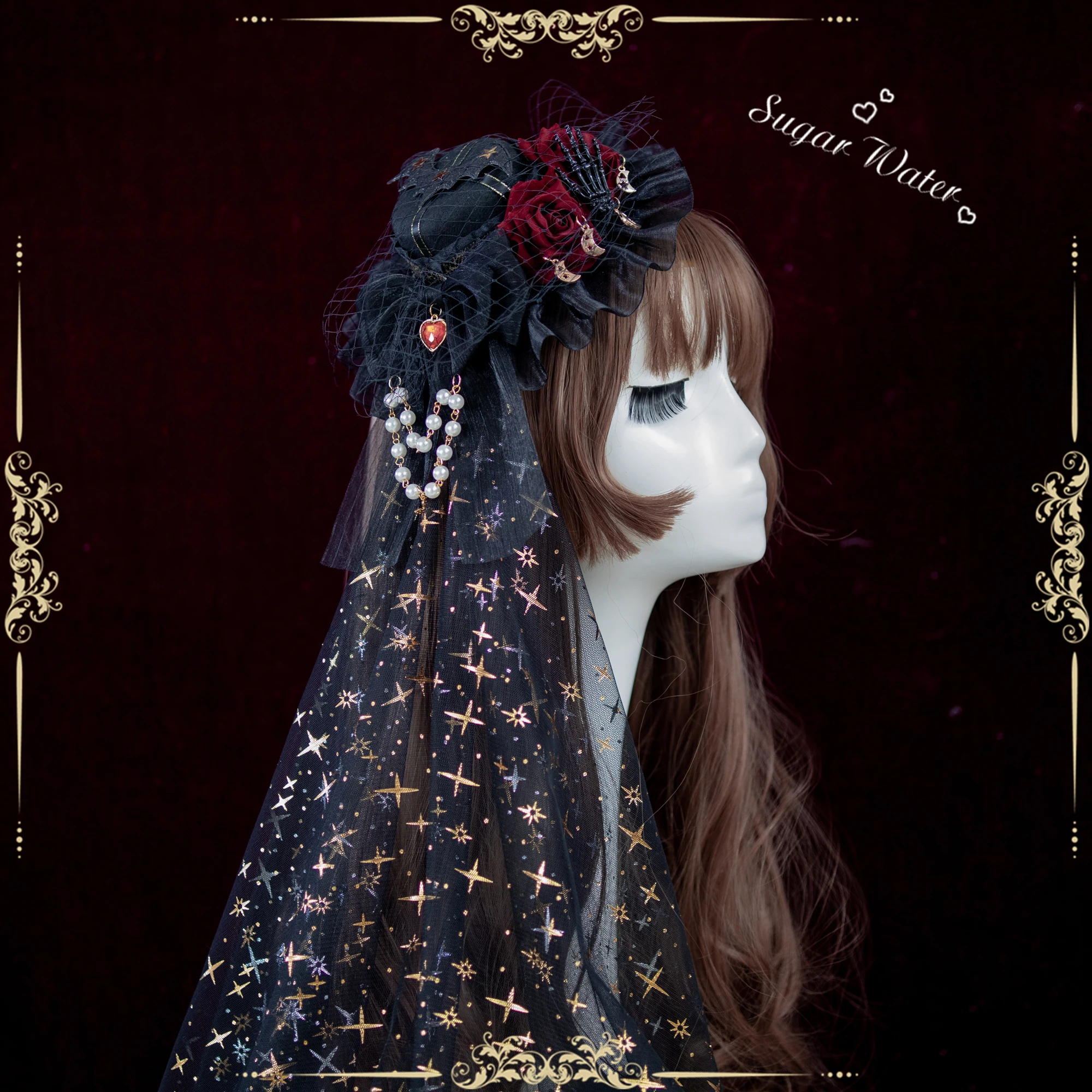 

Costumes & Accessories