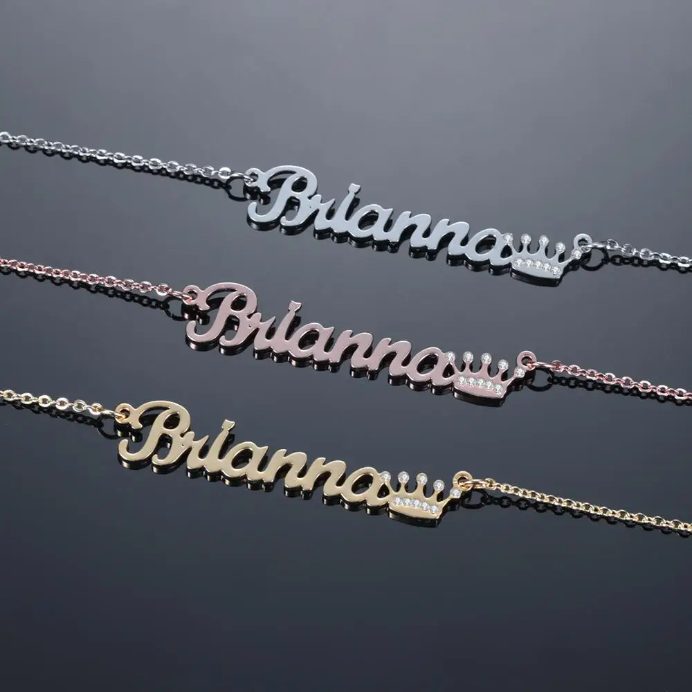 New Custom Personality Name Necklace Iced Out Crown Glittering Name Necklace Stainless Steel Pendant Jewelry for Women Men Gift