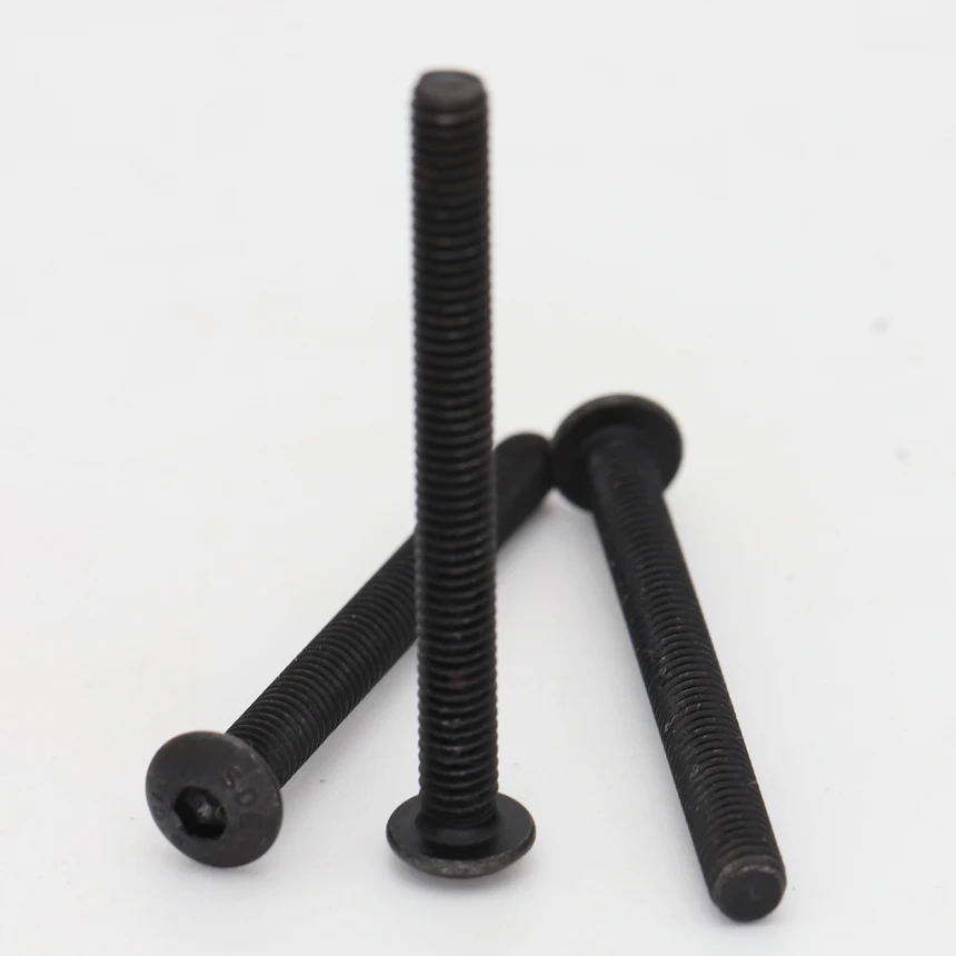 Винт с шестигранной головкой и цилиндрической из углеродистой стали |