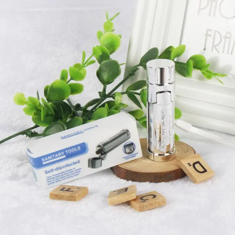 Не обращайтесь к бесконтактному открывателю для дверей ручной стержень