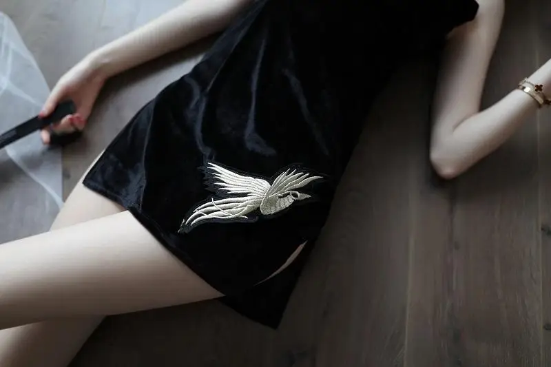 

New sexy lingerie women's sexy cheongsam split transparent temptation pajamas OL suit