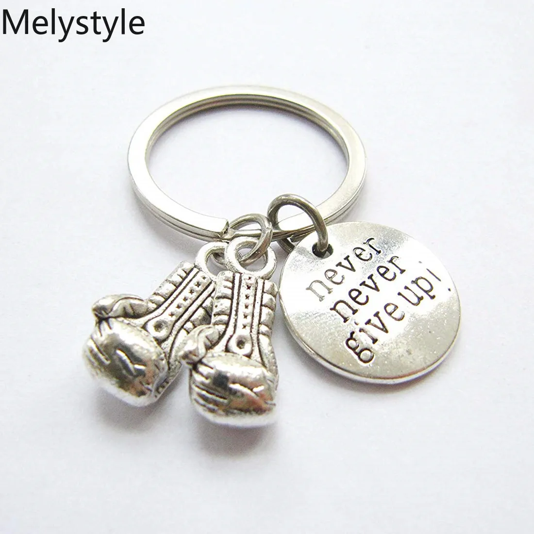 Брелок для ключей в стиле панк боксерские перчатки маленький подарок на