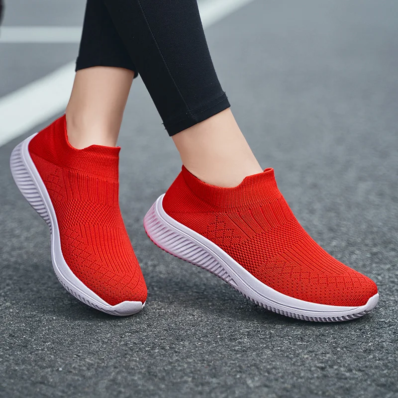 

2021 Running Shoes For Women Lace-up Sneakers Breathable Mesh Women Fitness Sports Shoes High Quality Athletic Footwear