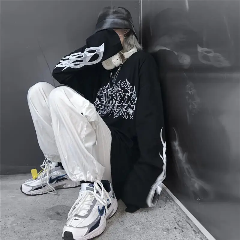 

Autumn wear Korean version ins Harajuku style street flame sleeve letter print top loose long sleeve t-shirt men's and women's f