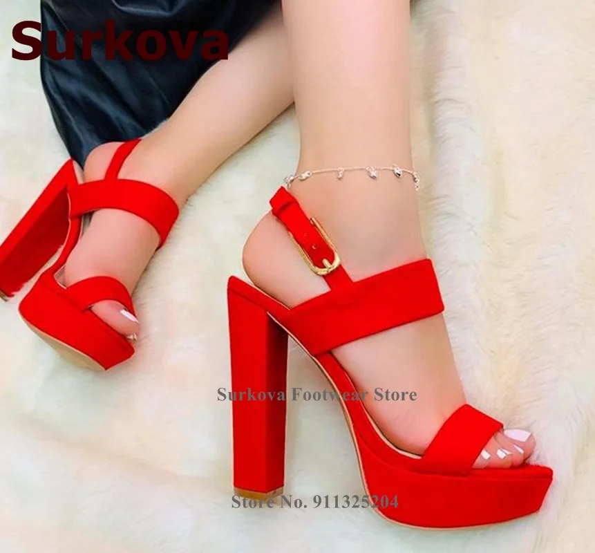 Женские замшевые босоножки Surkova красные ярко-розовые на высокой платформе с