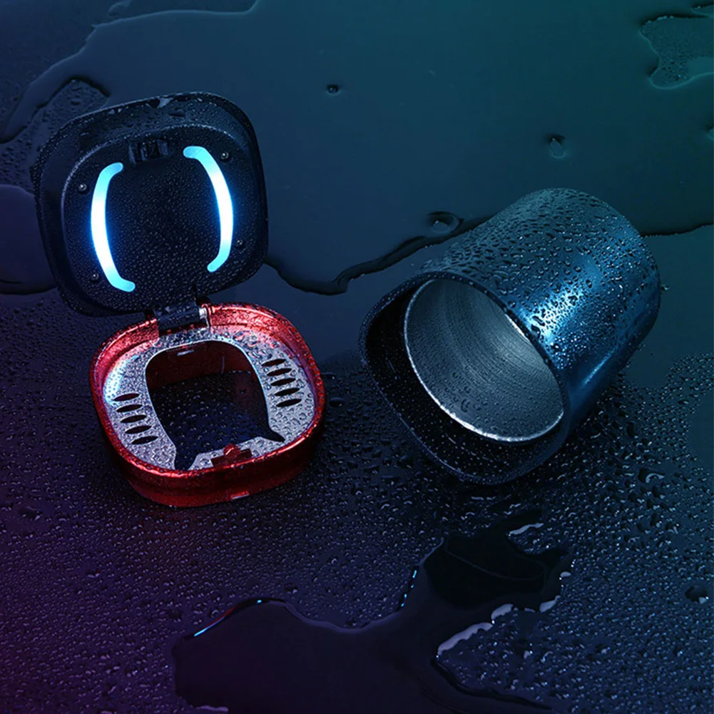 

Car Ashtray Auto Cigarette Smoke Ash Tray With LED Blue Light Press-Type Lid Smokeless Flame Retardant Metal Cigarette Holder