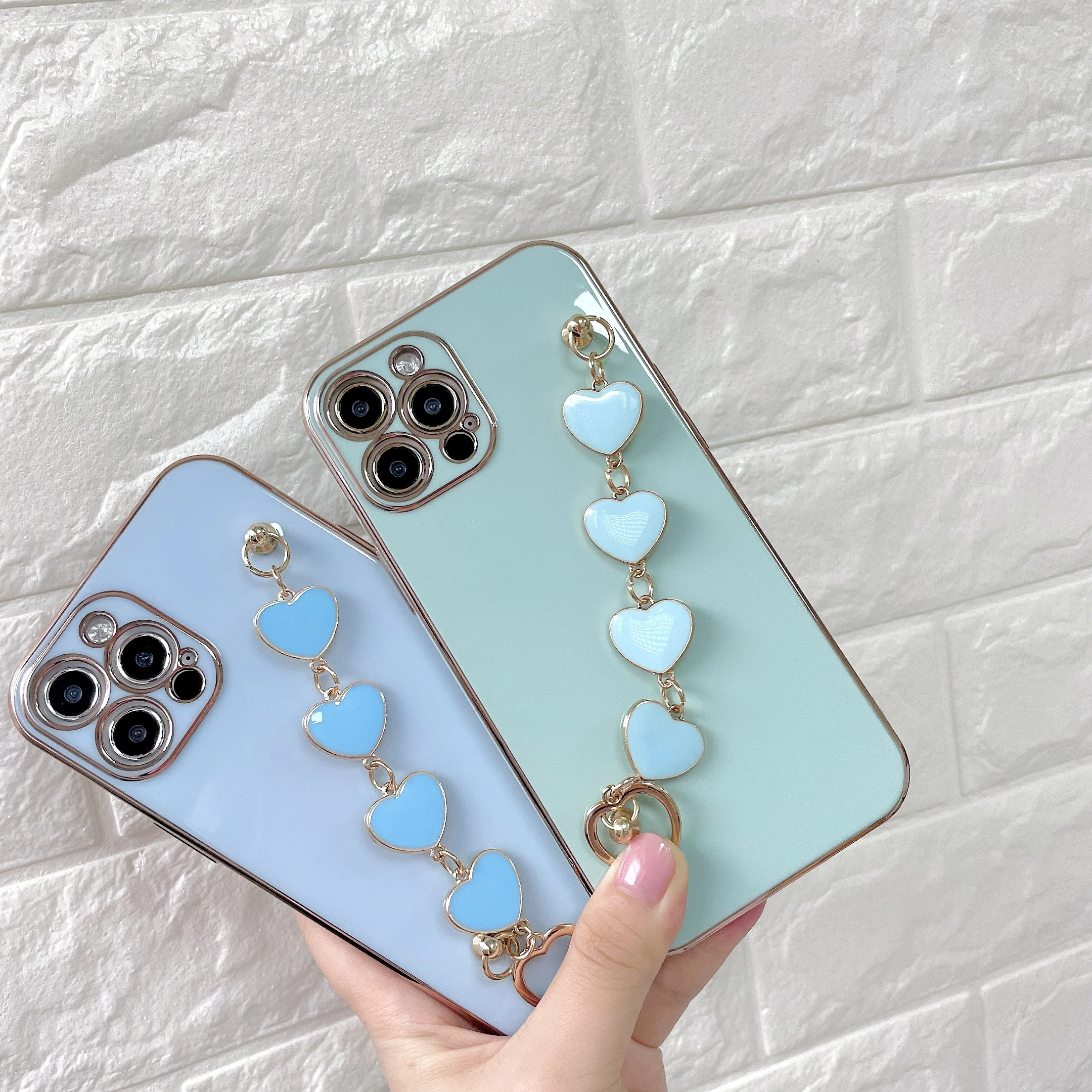 

For iphone X Case Luxury Plated Gold Electroplated Heart Bracelet Holder Cases for iPhone 7 12 11 Pro Max 8 Plus XS XR SE 2020