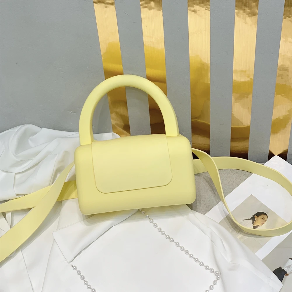 

2021 Xianjian Hot Sell PVC Jelly Purse Flap Handbag Neon Elegant Summer Purse With Long Strap