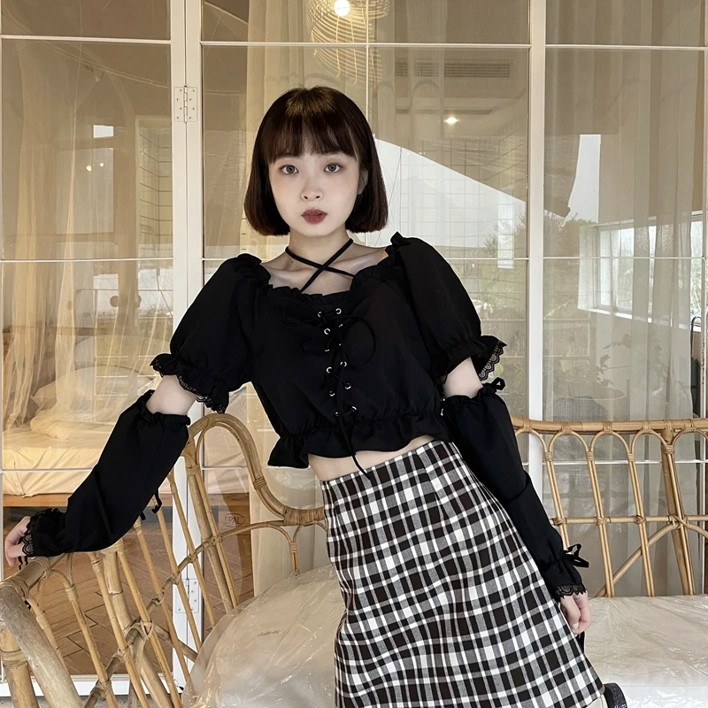 

Dark Shirt Women's Design Sense 2021 New Summer Short Internet Hot Navel-Exposed Sweet Hot Girl Style Chic Top