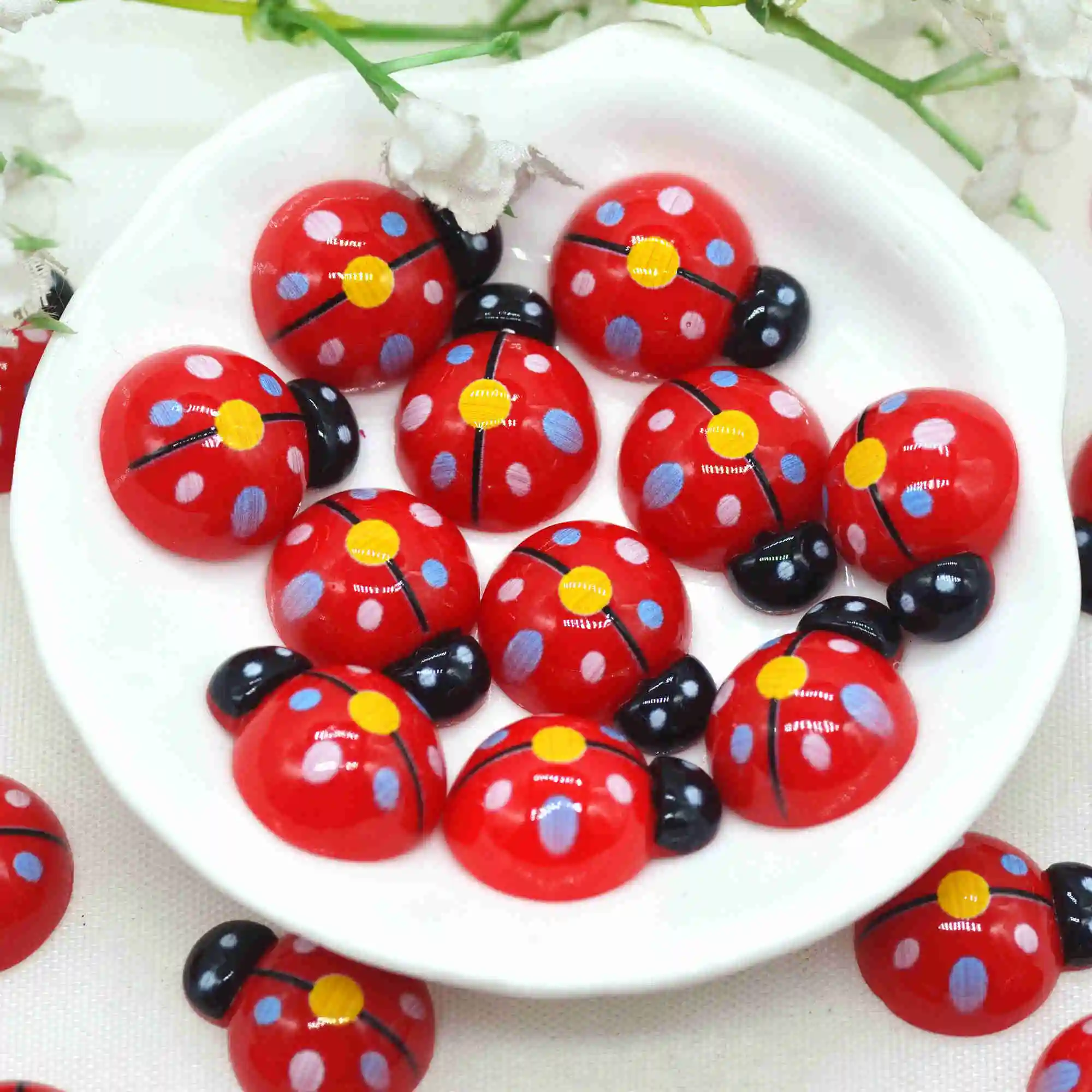 

Cute 15mmX19mm Resin Flatback Ladybugs Cabochons|DollHouse Miniatures|Flatback Laybird Miniatures|Hair Bow Center Accessories