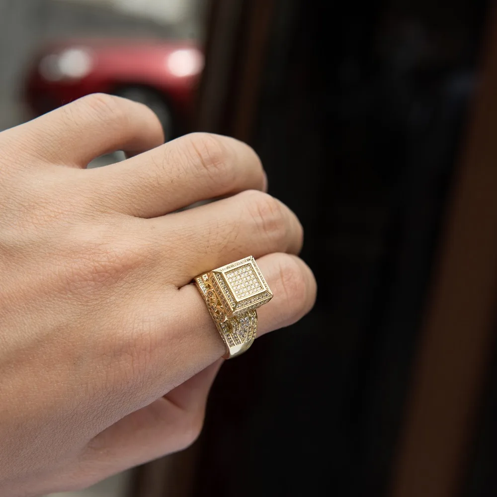 

Fashion Luxury Zirconia copper Engagement And Wedding Ring For Couple Fine Anniversary Gift Hip Hop Jewelryiced Out Ring