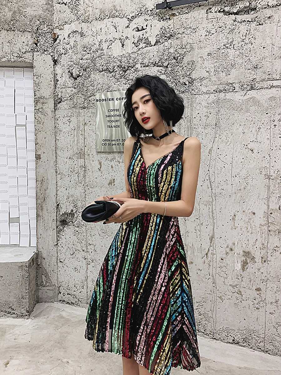 Это Yiiya Выпускные платья Eelgant длиной до колена vestidos de gala Блестящие Блестки v-образный вырез слинг женское торжественное платье размера плюс E1430