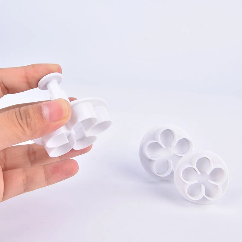 

Flower Plunger Cookie Cutter DIY Blossom Flower Cake Fondant Mold Plastic Cake Decorating Tools Baking Accessories 3Pcs