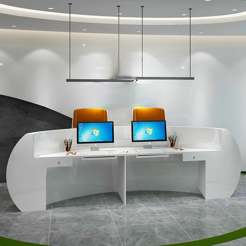 Рисунок 2 - Креативный бар, лак