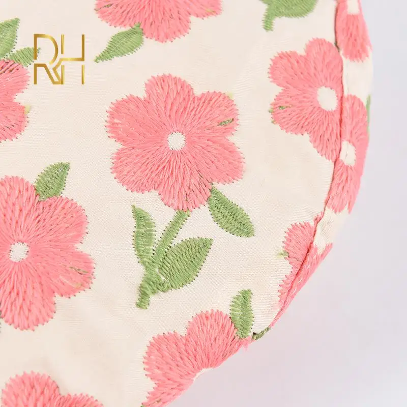 Женский берет с цветочной вышивкой черный и розовый весна лето 2020|Женские береты|