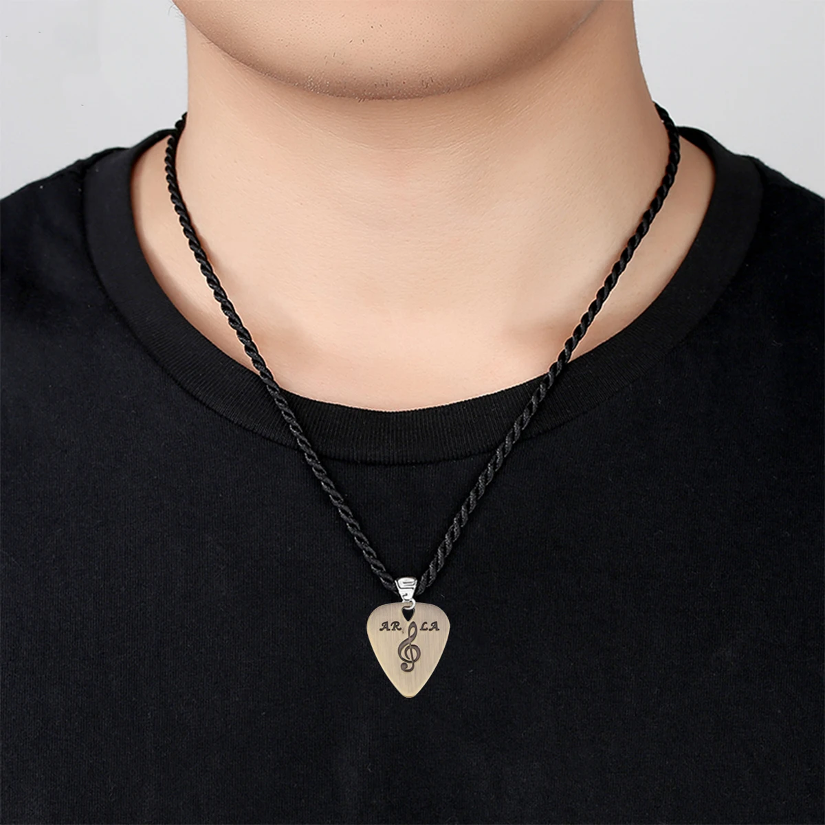 1pc Metal Guitar Pick Bronze Portable DIY Personalized Plectrums Pendants For Ukulele Banjo Mandolin Bass | Спорт и развлечения