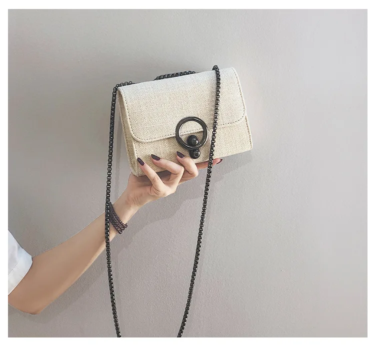 

Japanese Shoulder Bag Fashion Pure Canvas Women Small Square Bag Metal Chain Messenger Bag Fashion Versatile Female Leisure Bag