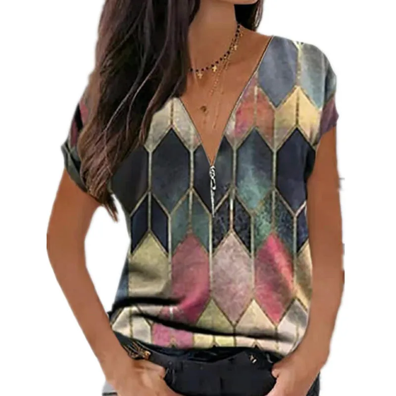 

2021 spring and Summer Europe and the United States new fashionable digital printing leisure short-sleeved v-neck t-shirt