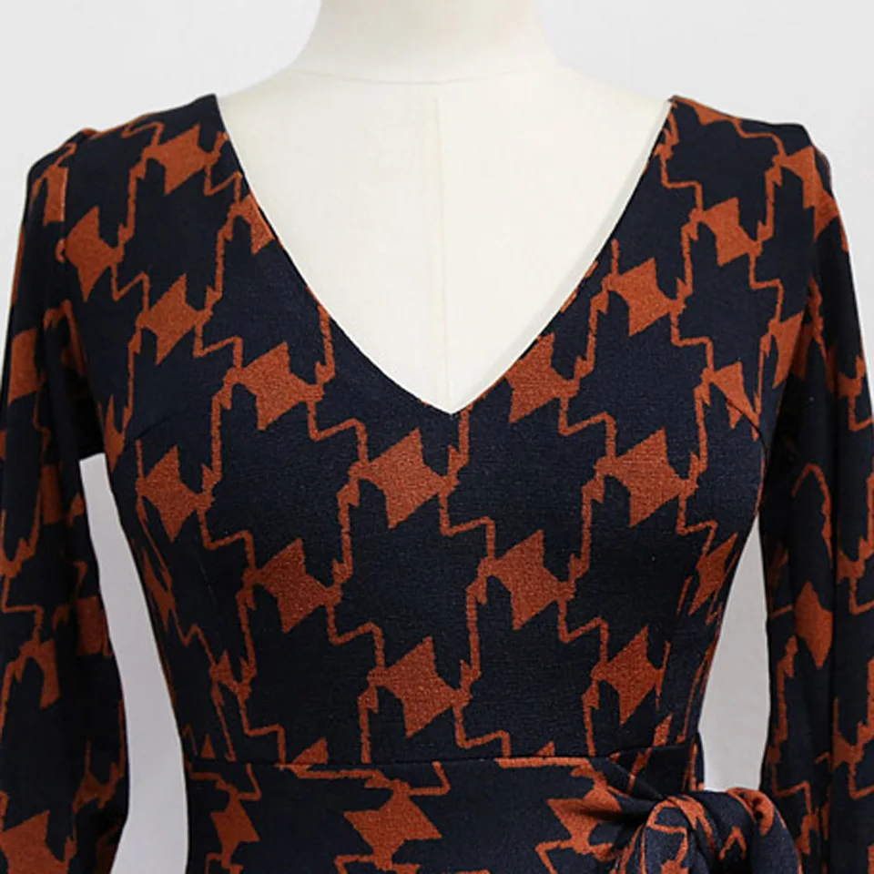 Женское элегантное офисное платье карандаш праздвечерние чное с V образным