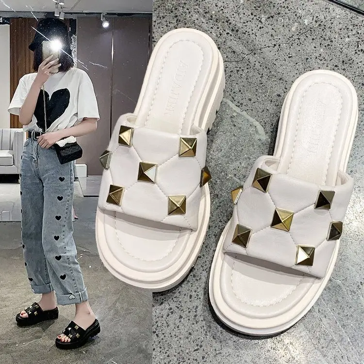 

Women's sandals and slippers 2021 fairy all-match nailing thick-soled muffin summer style new Roman height-increasing shoes